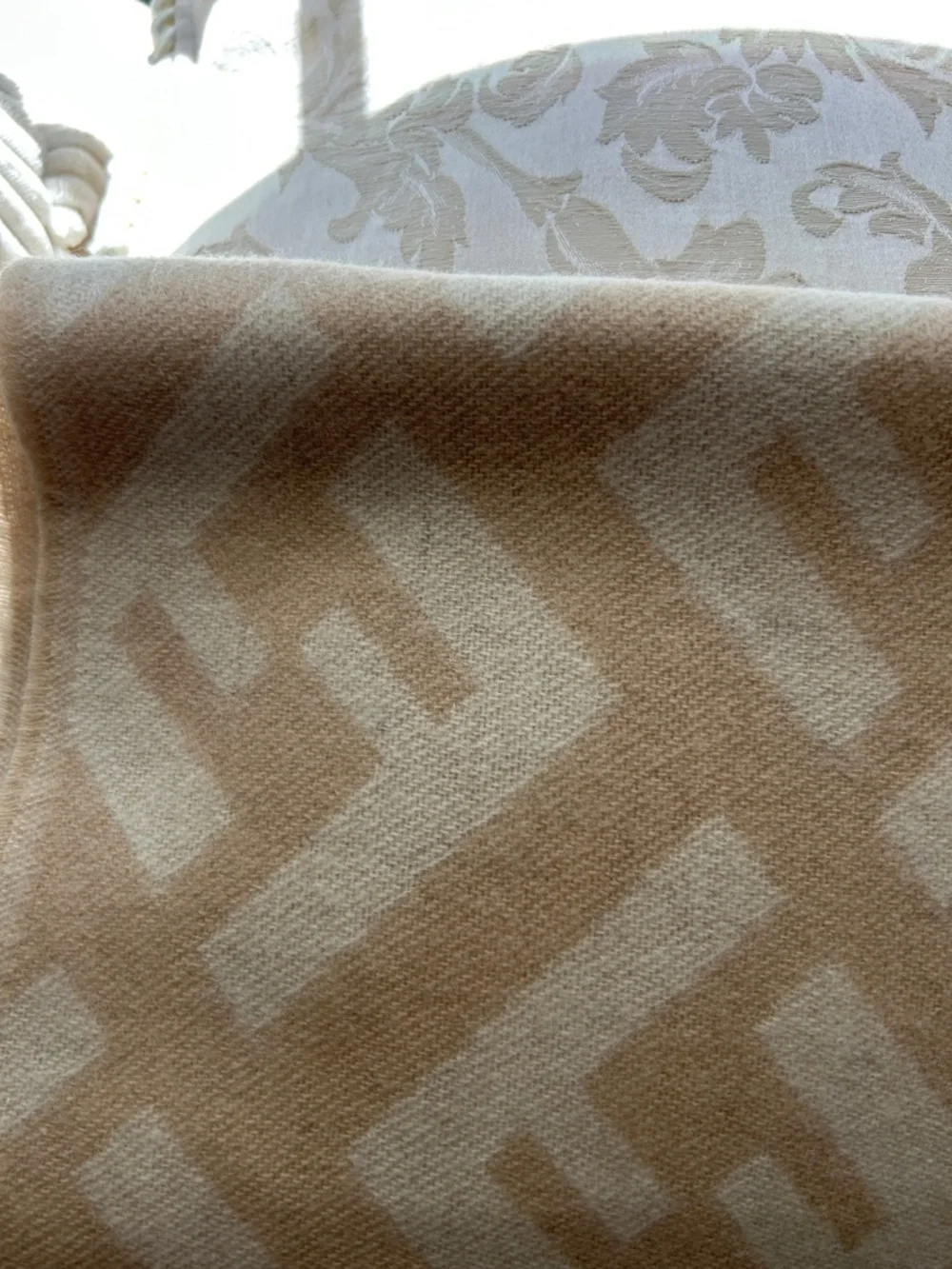 7031. Fendi 100% Cashmere Beige & Ivory Logo Fringe Scarf/Wrap - Picture 2 of 11